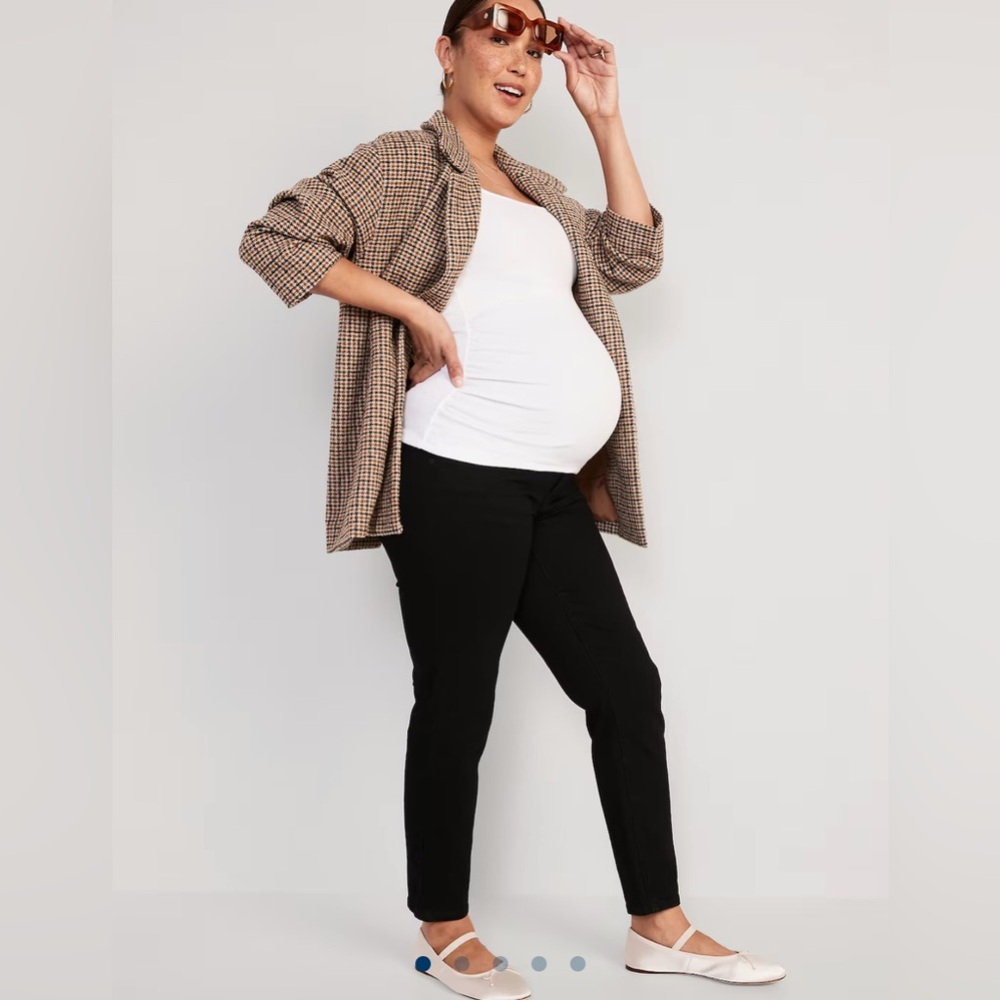 Old Navy Women's Black Ankle Jeans